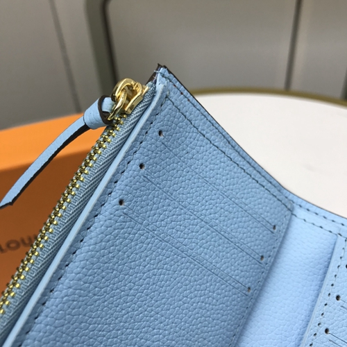 LVコピーウォレット着用イメージ